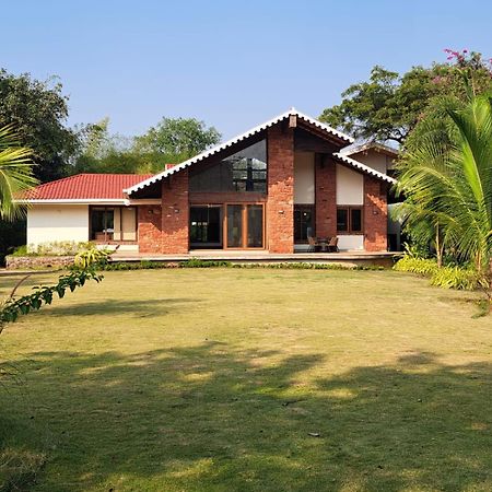 Casa Blanca 3Bhk W/Pool Near Mandwa, Alibaug Villa Alibág Kültér fotó