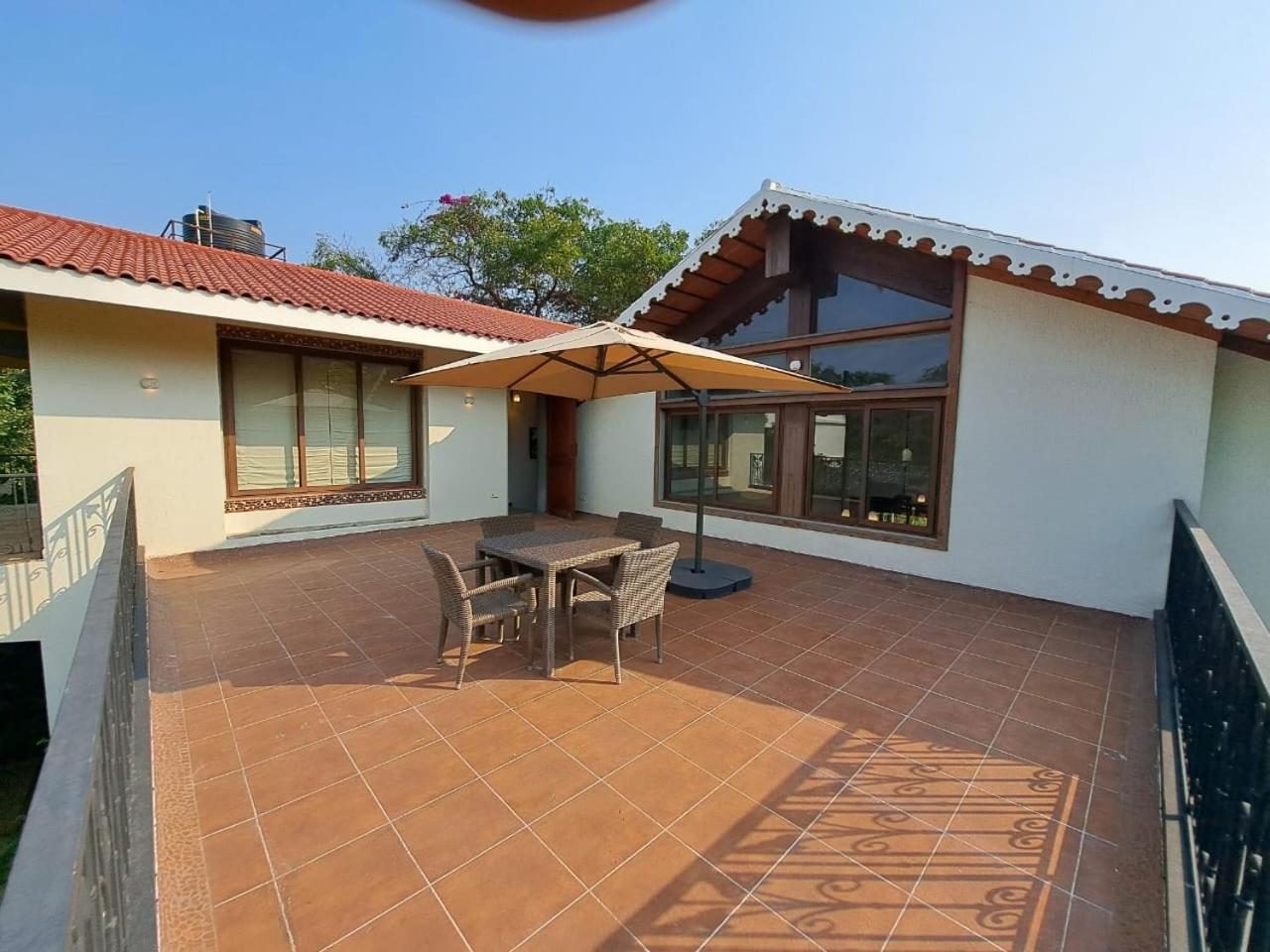 Casa Blanca 3Bhk W/Pool Near Mandwa, Alibaug Villa Alibág Kültér fotó